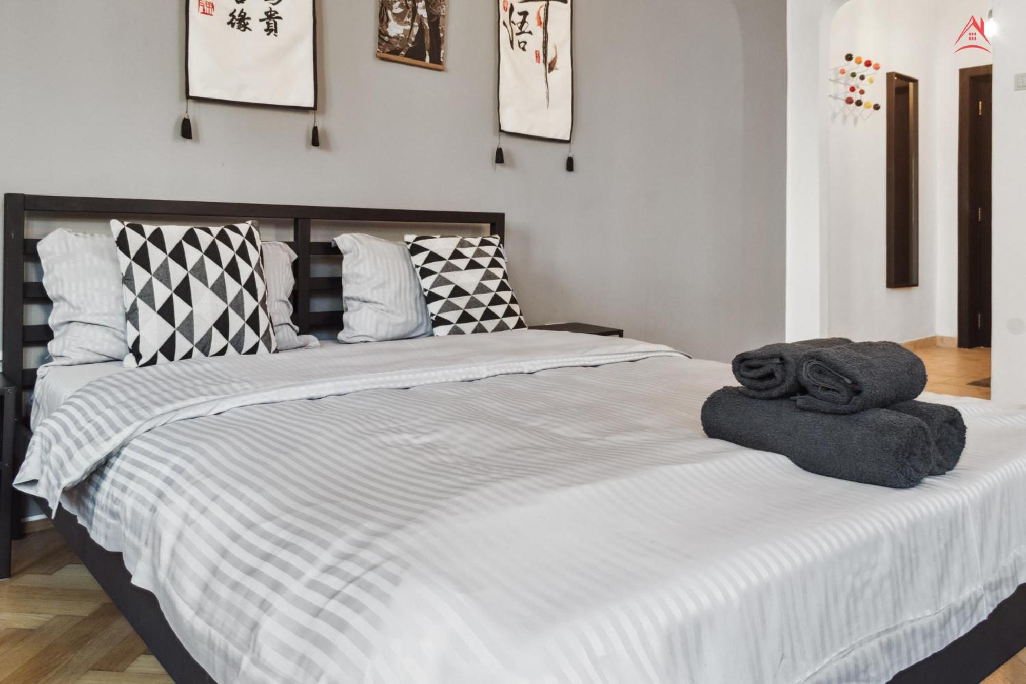 Old Town Studio City Center 23A Apartman Bukarest Kültér fotó